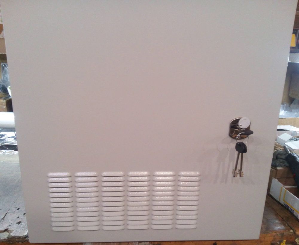 Климат. шкаф 12U вид с переди..jpg