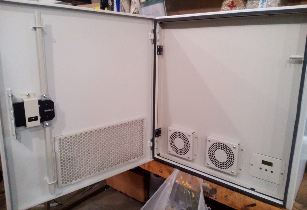 Передняя дверь, замок, фильтр, внутренняя дверь..jpg