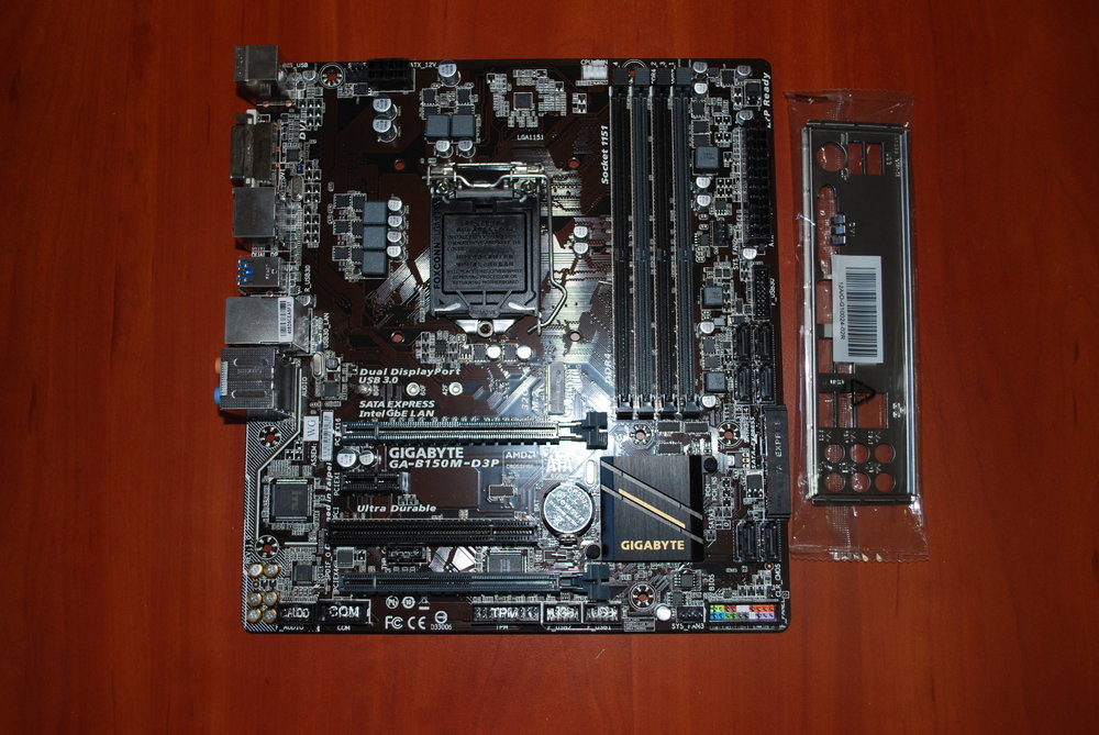 GIGABYTE GA-B150M-D3P_1.JPG
