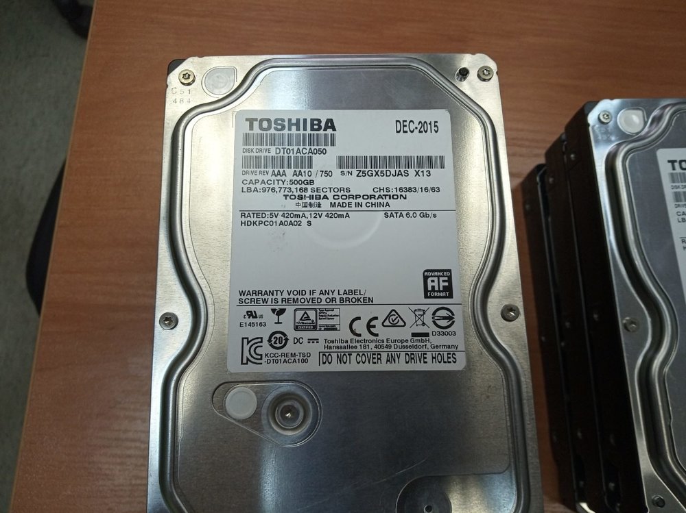 new-hdd-02.thumb.jpg.71a00d457014cc848cc4a642e9cb00bc.jpg