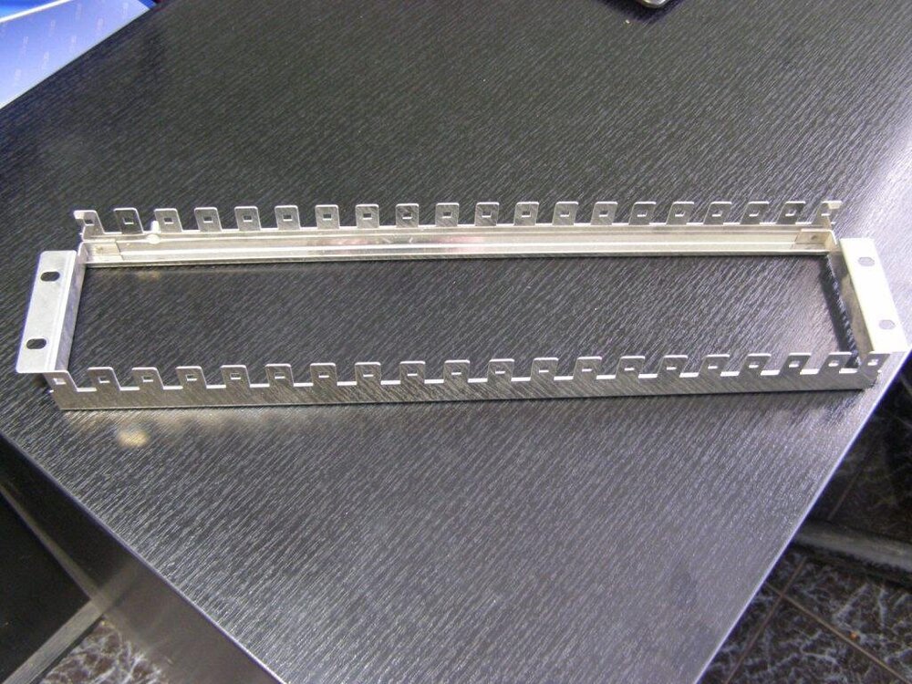 держатель плинтов 19.JPG